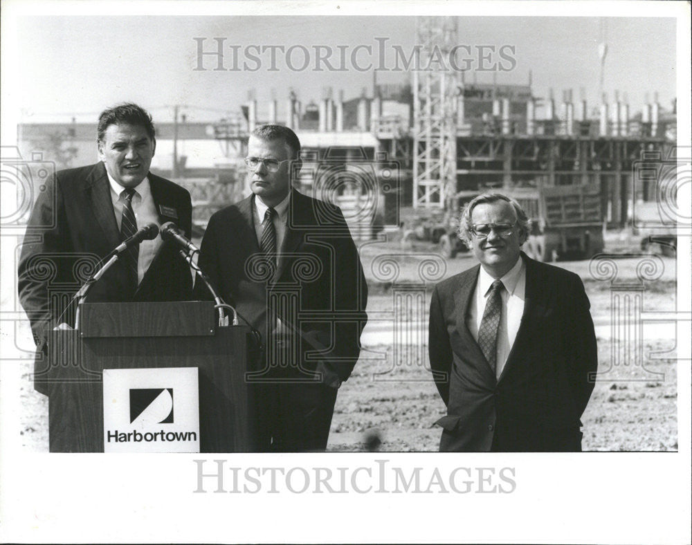 1986 Press Photo Alfered Glanoy James Cordes Larry Marantette Dan Curran - Historic Images