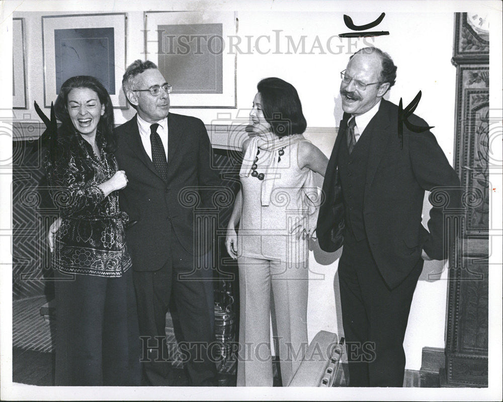 1972 Press Photo Mrs. Avern Cohn District Court Judge Max Pincus Stanley Brown - Historic Images