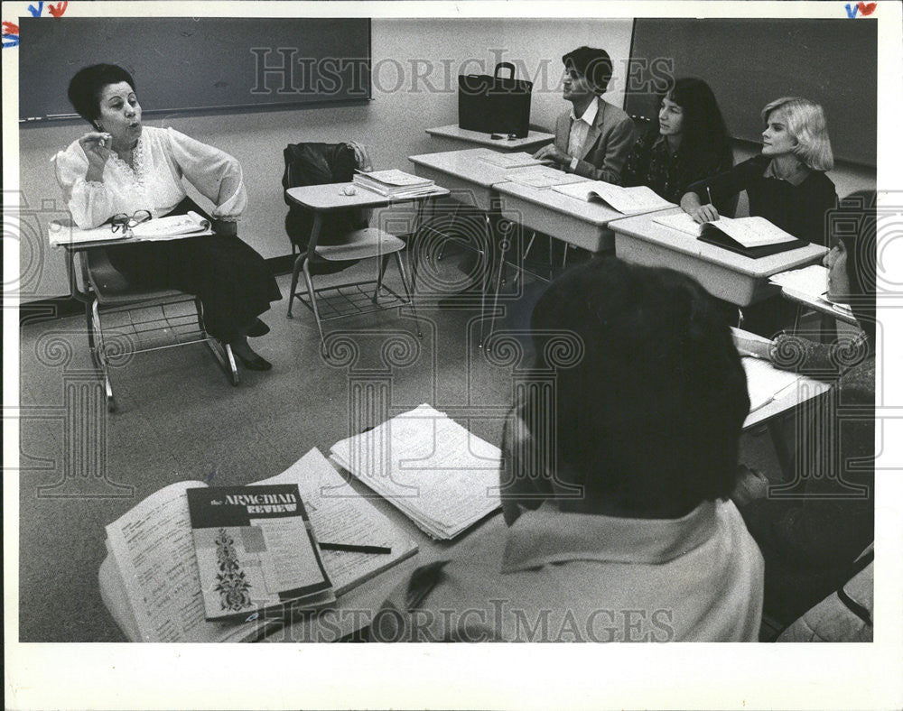 1981 Press Photo American Northeastern Illinois University Kachikan - Historic Images