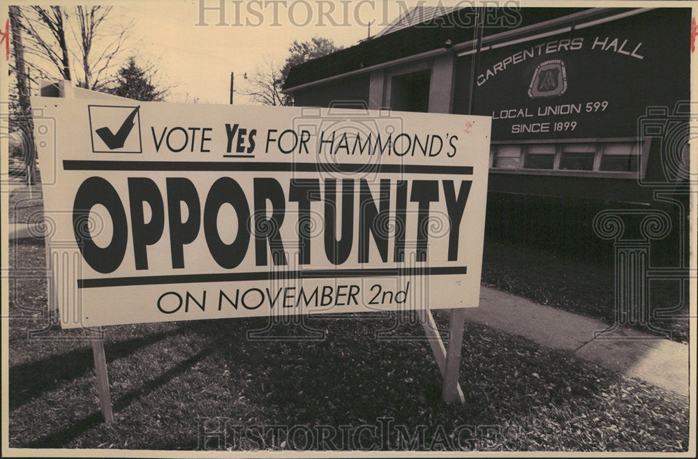 1993 Press Photo A sign portrays the positive towards gambling in Hammond IL - Historic Images