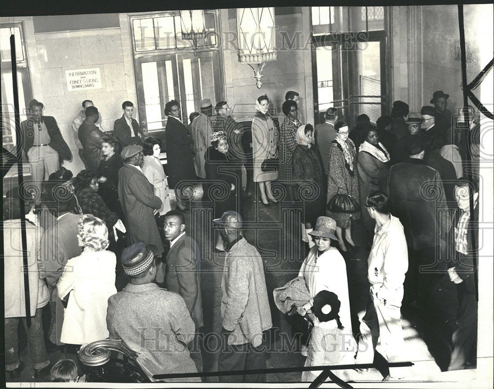 1964 Press Photo Citizens of Gary Indiana to pay personal property taxes - Historic Images