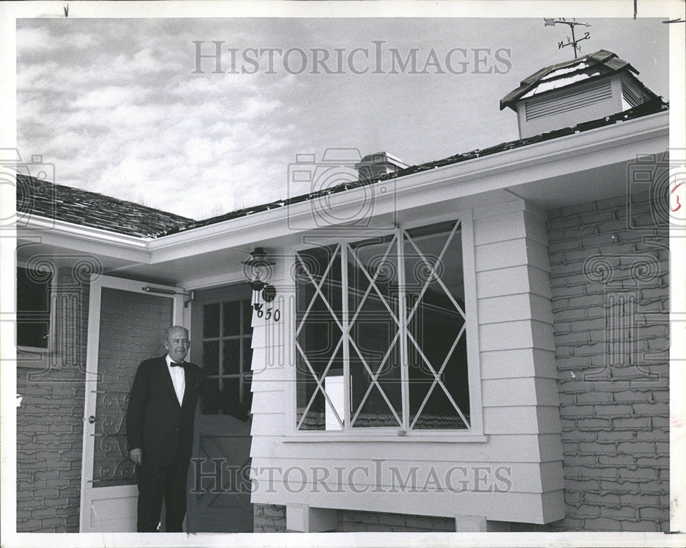 1959 Press Photo builder K. C. Ensor at Broomfield Heights Parade of Homes - Historic Images