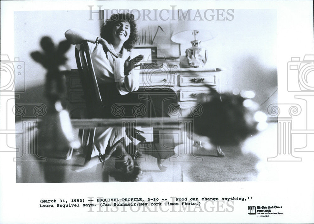 1993 Press Photo Laura Esquivel - Historic Images