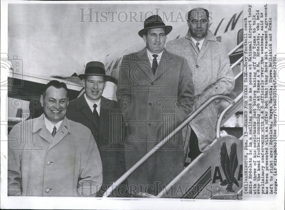 1958 Press Photo Navy Football Coach Eddie Erdelatz at National Airport - Historic Images