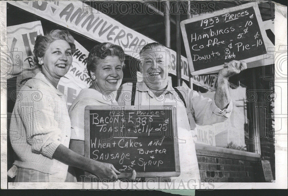 1958 Press Photo Edward Hock George Hock Short Order Restaurant Detroit Michigan - Historic Images