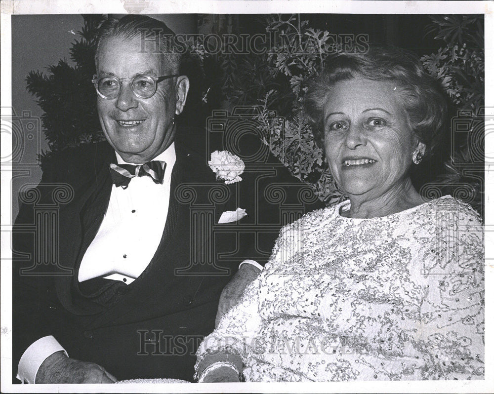 1968 Press Photo Mrs. Alfred C. Hicks - Historic Images