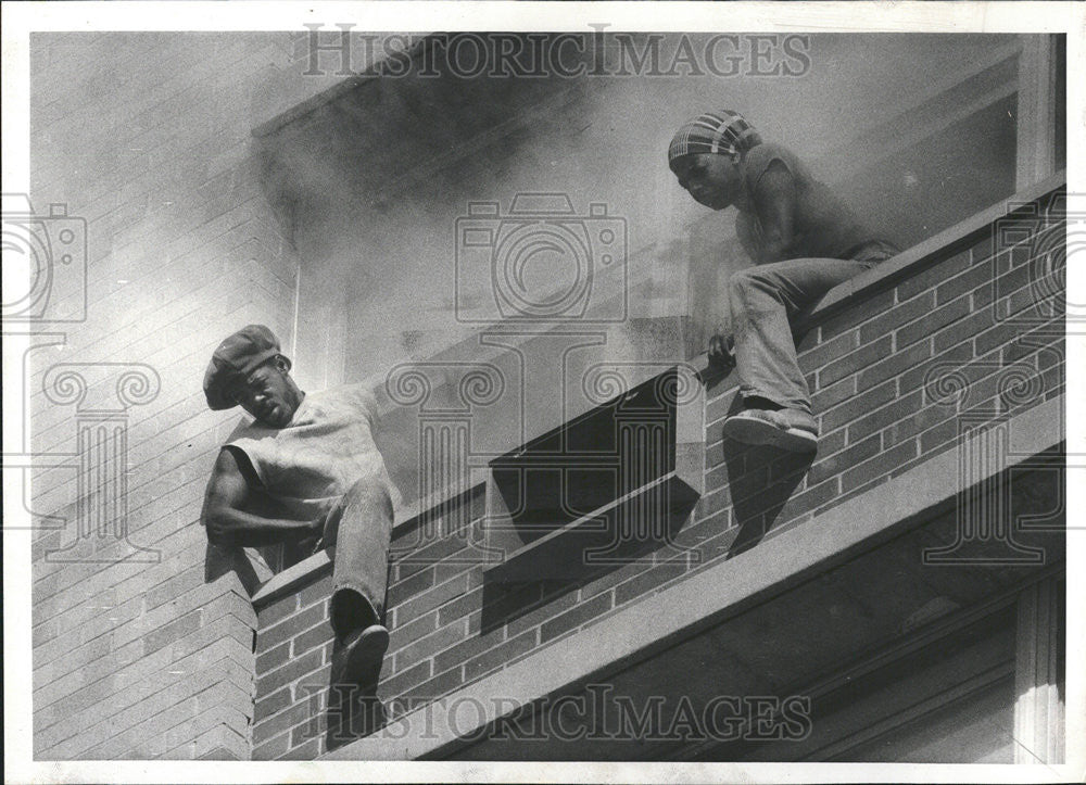 1979 Press Photo Fire Rescue in Apartment in Hammond - Historic Images