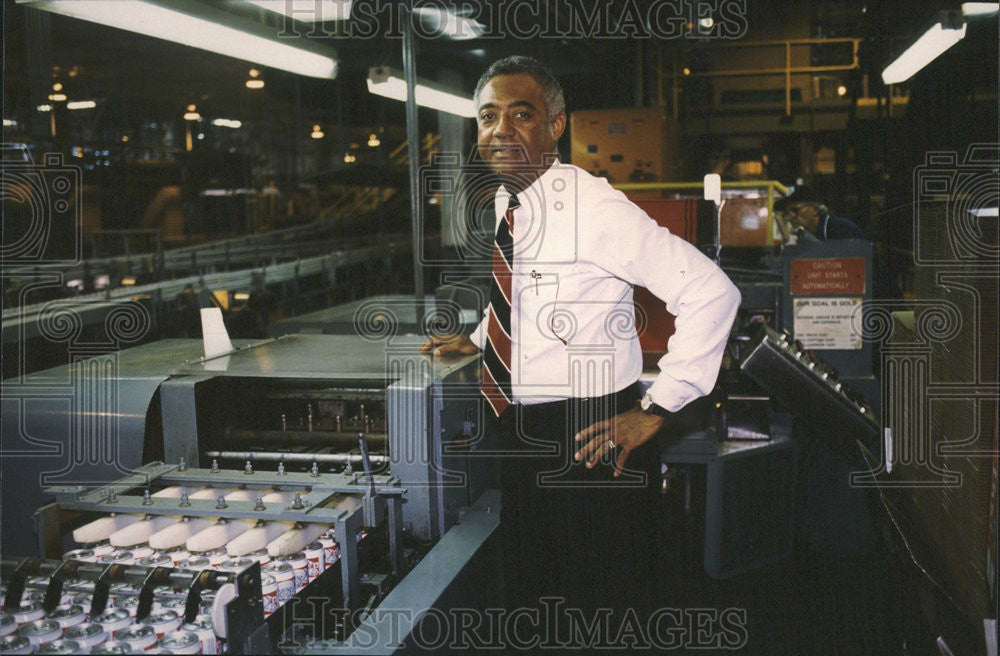 1992 Press Photo Tampa officials business leaders Central City YMCA Renaul Abel - Historic Images