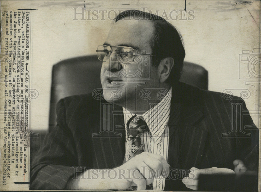 1973 Press Photo Jim Abourezk Washington News Conference Monday President Letter - Historic Images