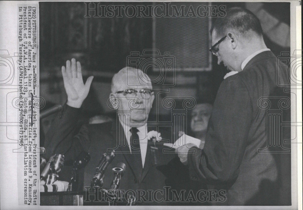 1965 Press Photo Leonard Kennedy United Steelworkers America President Abel - Historic Images