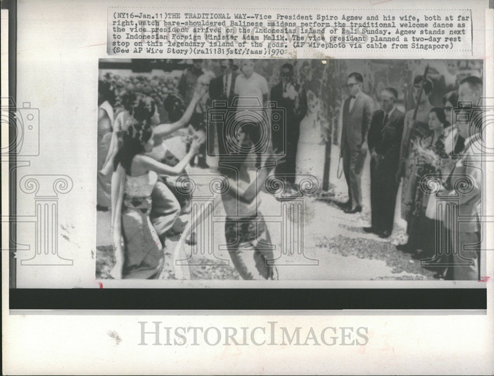 1970 Press Photo Vice President Spiro Agnew wife traditional Balinese dancers - Historic Images