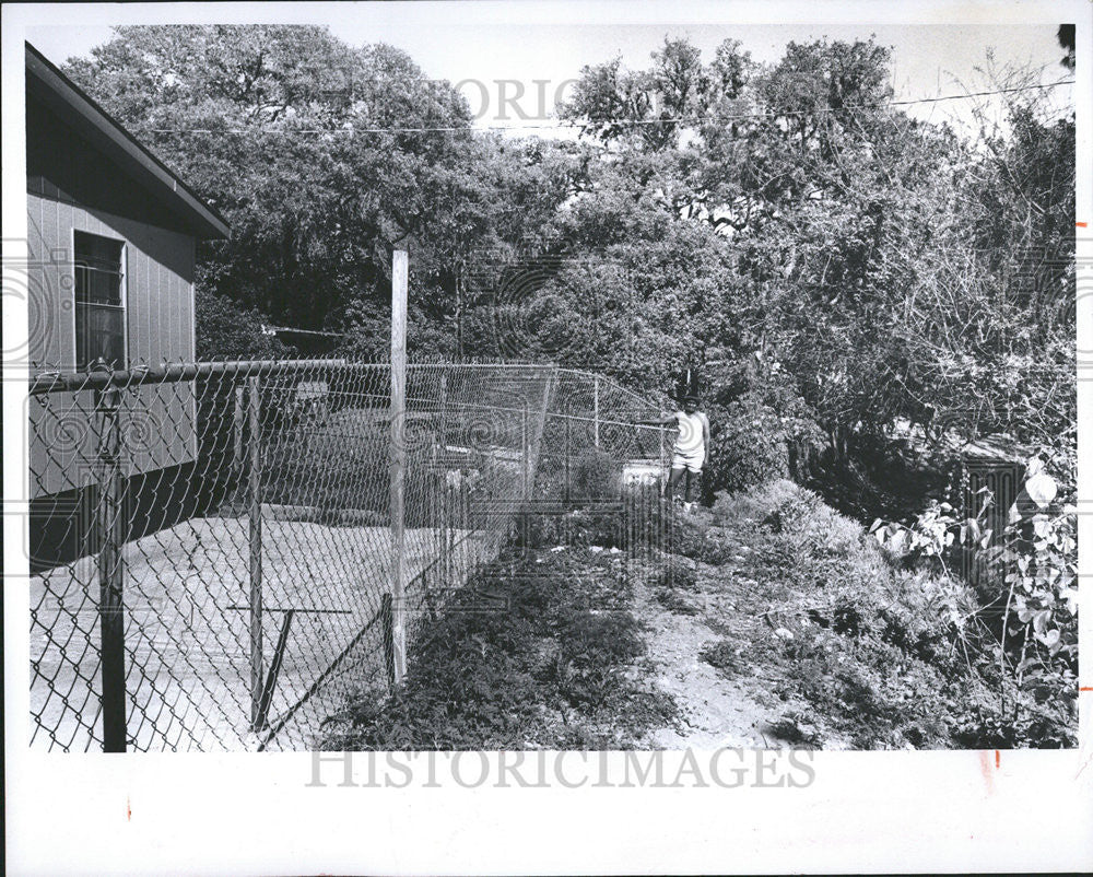 1981 Press Photo Emma Jean Adams house Queensboro Ave Canal - Historic Images