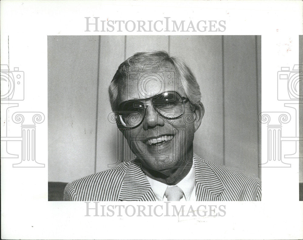 1984 Press Photo Louie N. Adcock Jr. - Historic Images