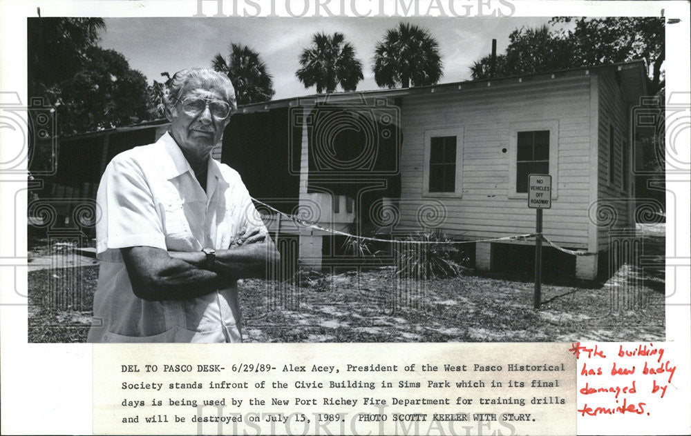 1989 Press Photo Alex Acey President West Pasco Historical Society - Historic Images