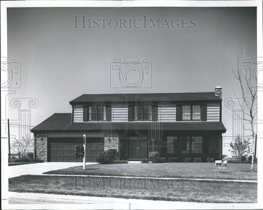 1971 Press Photo Colonial House Arlington Heights Illinois - Historic Images