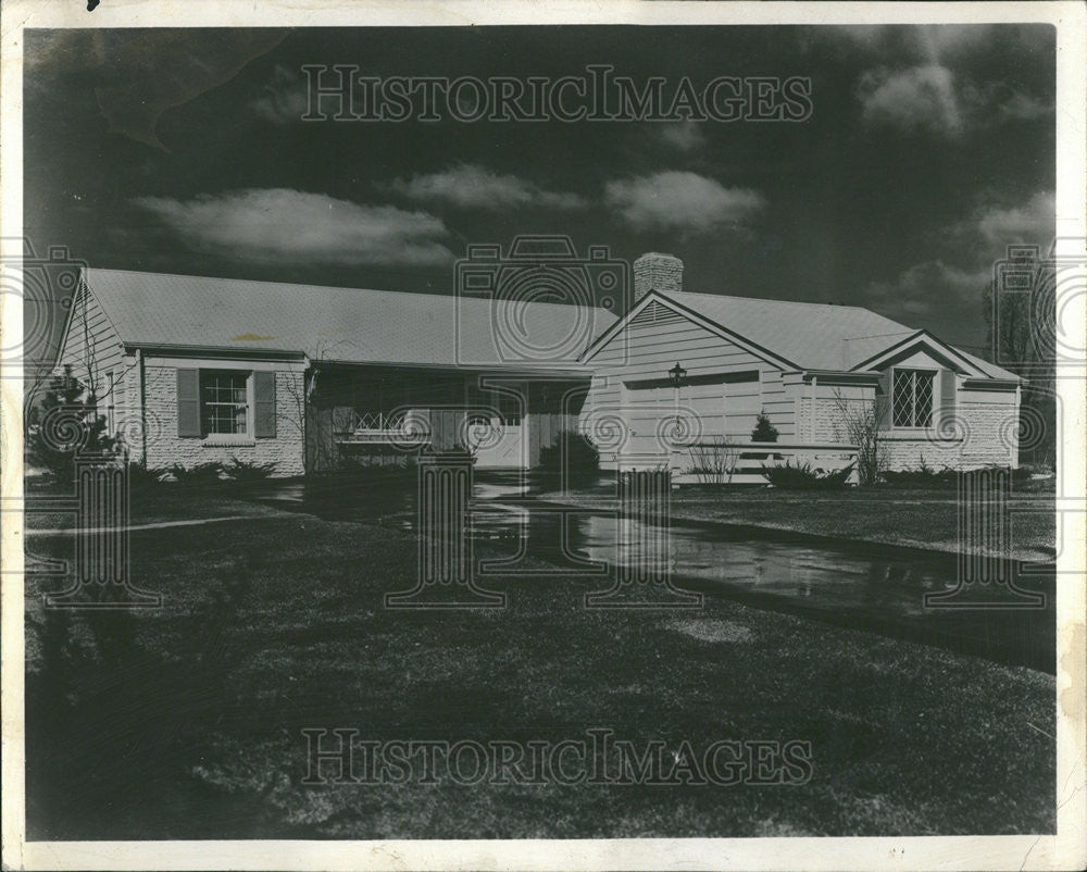 1965 Press Photo New Englander home Sleepy Hollow model bedrooms kitchen room - Historic Images