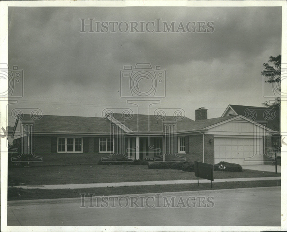 1967 Press Photo Regent Park Ranch Home Arlington Heights Illinois - Historic Images