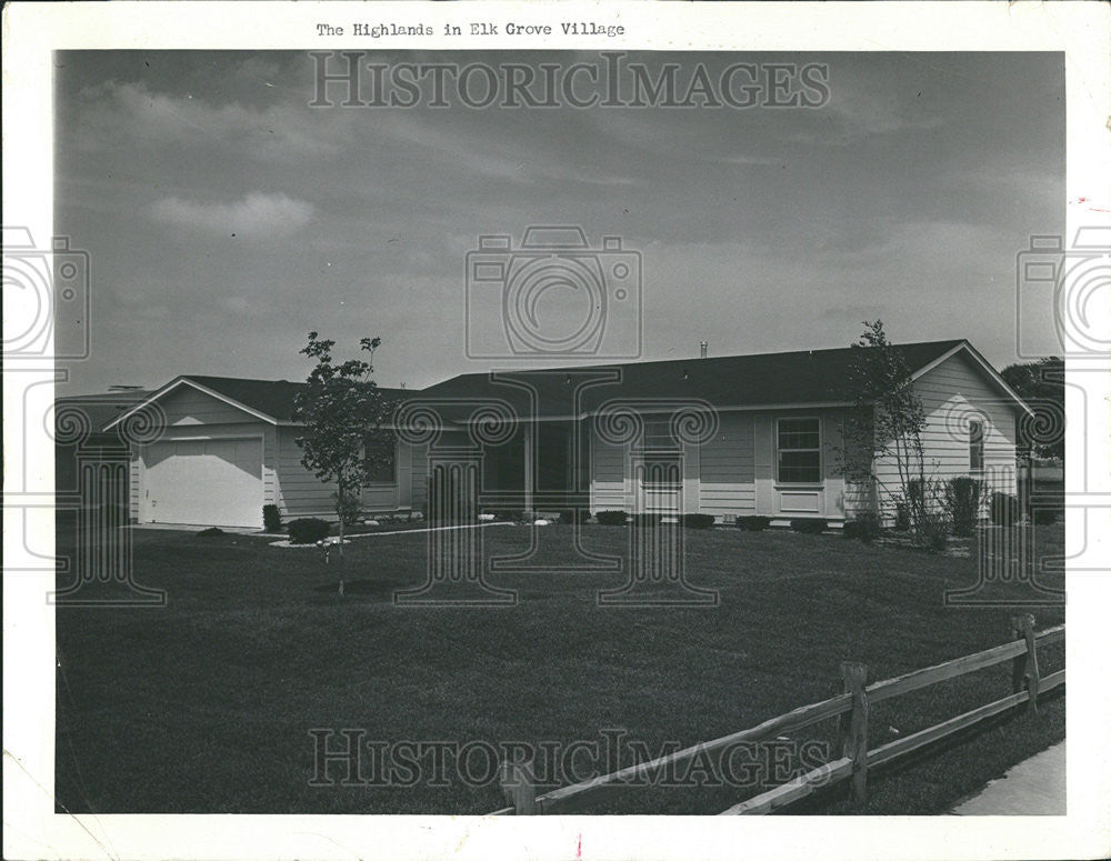 1970 Press Photo Highlands Centex Corp Elk Grove Village Three Bed Room Two Bath - Historic Images