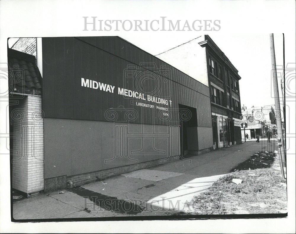 1976 Press Photo Midway Medical building Cottage grove - Historic Images