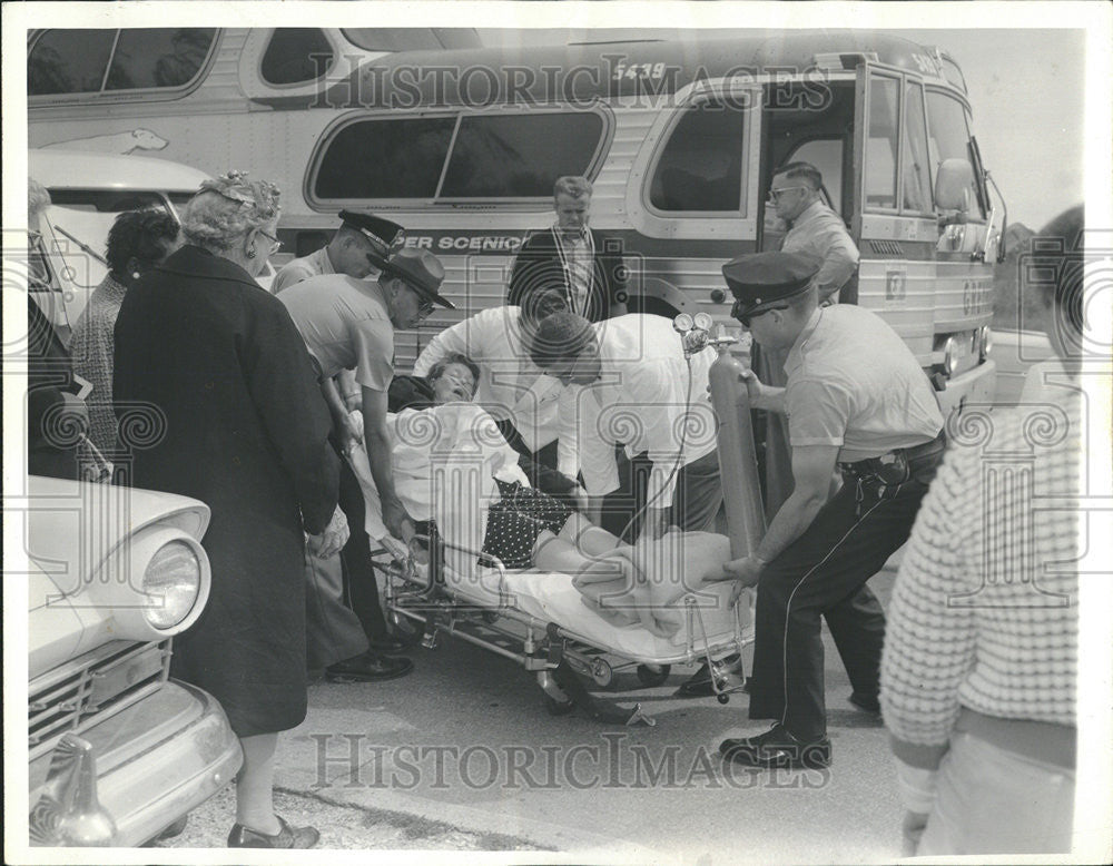 1964 Press Photo Mary Williams Noble Gray Hound Bus Memphis Heart Attack Victim - Historic Images