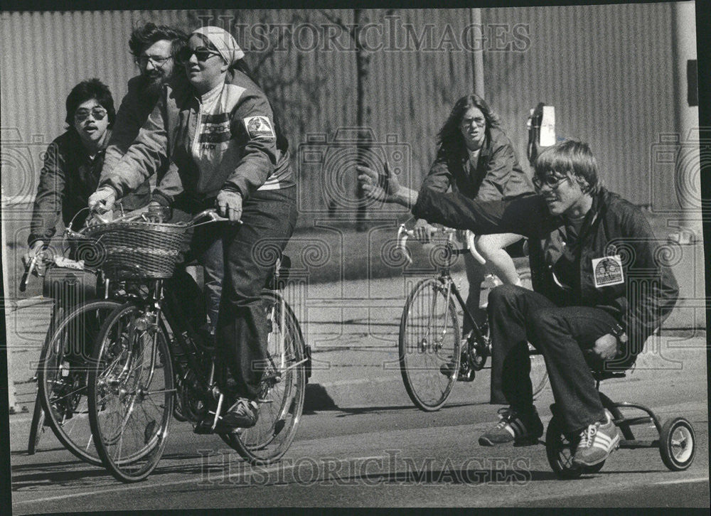 1978 Press Photo  Chicago Area American Cancer Society Bike thon Child tricycle - Historic Images