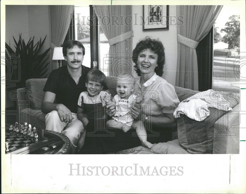 1984 Press Photo Midwife Child Birth Helpers - Historic Images