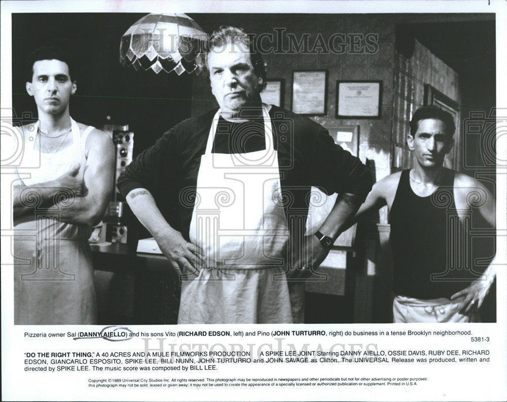 1996 Press Photo Pizzeria Owner Sal Son Vito Pino Business Tense Brooklyn - Historic Images