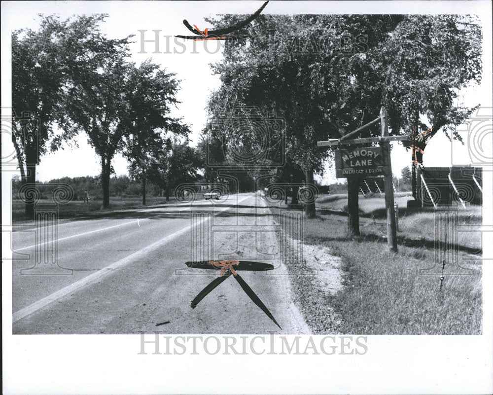 1965 Press Photo Free Lance Ray Williams Michigan cities - Historic Images