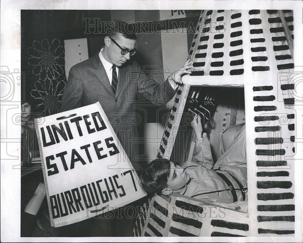 1962 Press Photo Science Fair Expo Detroit Michigan - Historic Images