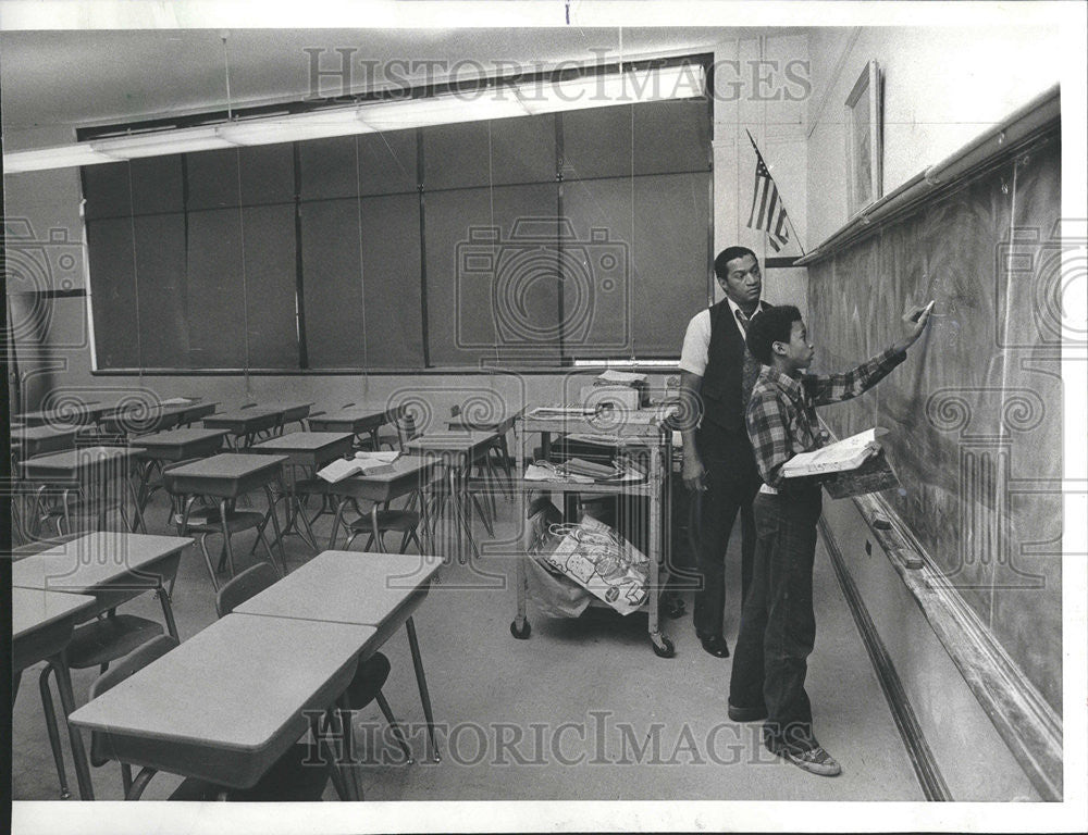 1977 Press Photo Myra Bradwell Elementary School - Historic Images