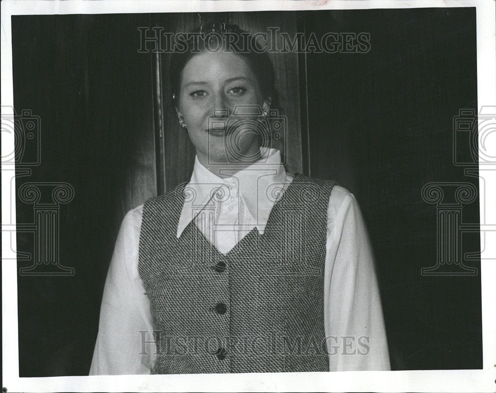 1974 Press Photo Lilley Deneille Local Actress Martyr World - Historic Images