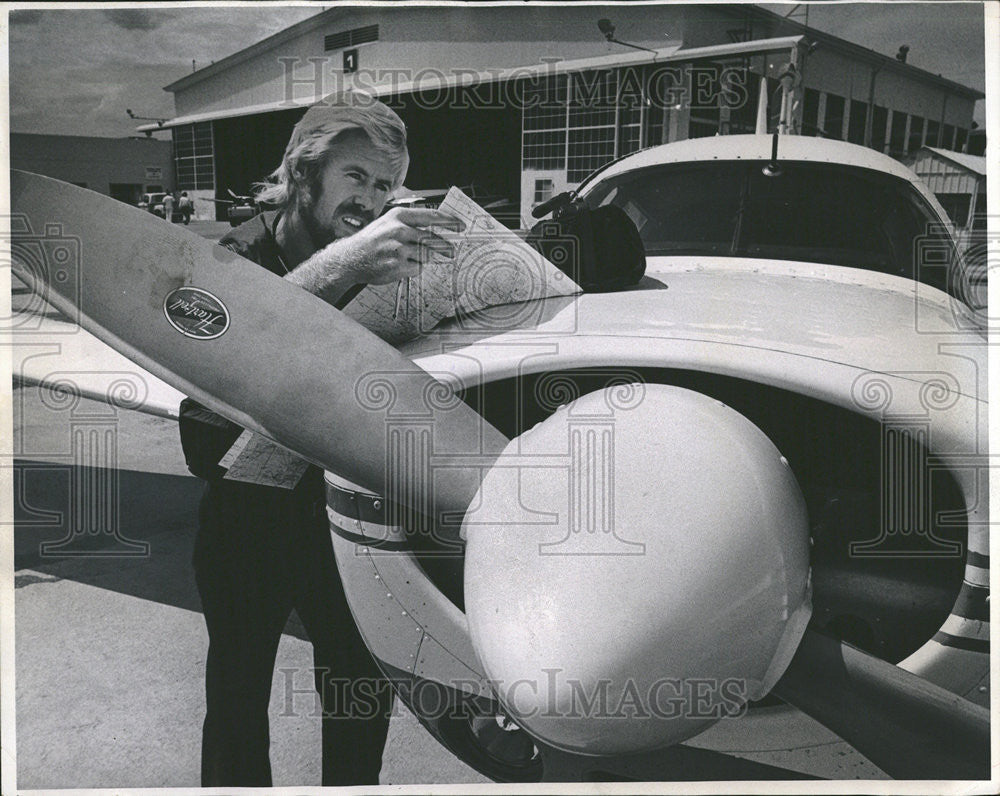 1974 Press Photo Henning Huffer Denver World Flight Leg Santa Fe - Historic Images