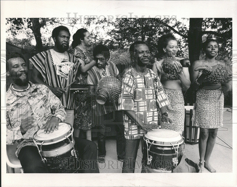 1996 Press Photo Irepo Afrikan Dancer Zoofair Randy Broan - Historic Images