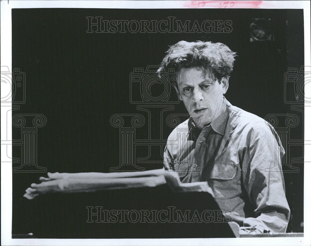 1983 Press Photo Philip Glass American Music Composer Public - Historic Images