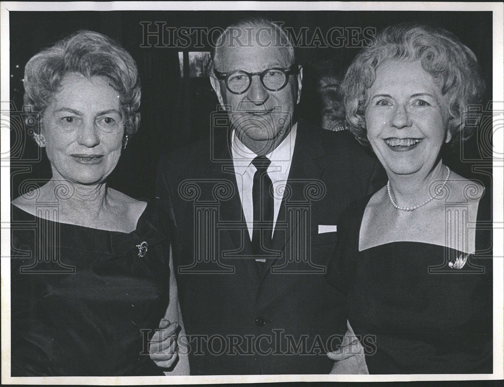 1966 Press Photo Mrs. Milton Stenseth, Mr. and Mrs. William Glass Denver event - Historic Images