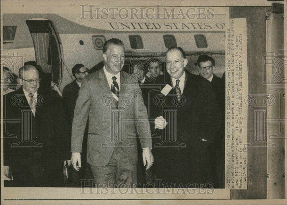 1970 Press Photo Vice President Spiro Agnew Congressman Bill Ayres Akron - Historic Images