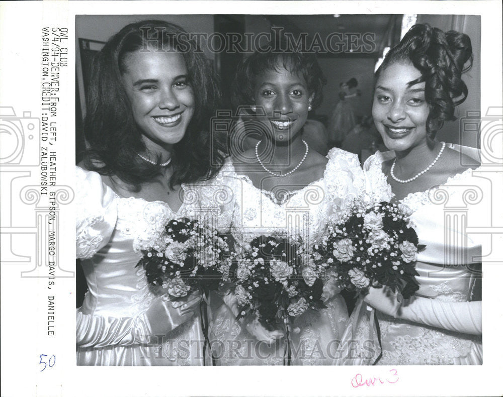 1994 Press Photo Heather Gipson Margo Davis Danielle Washington Owl Club - Historic Images