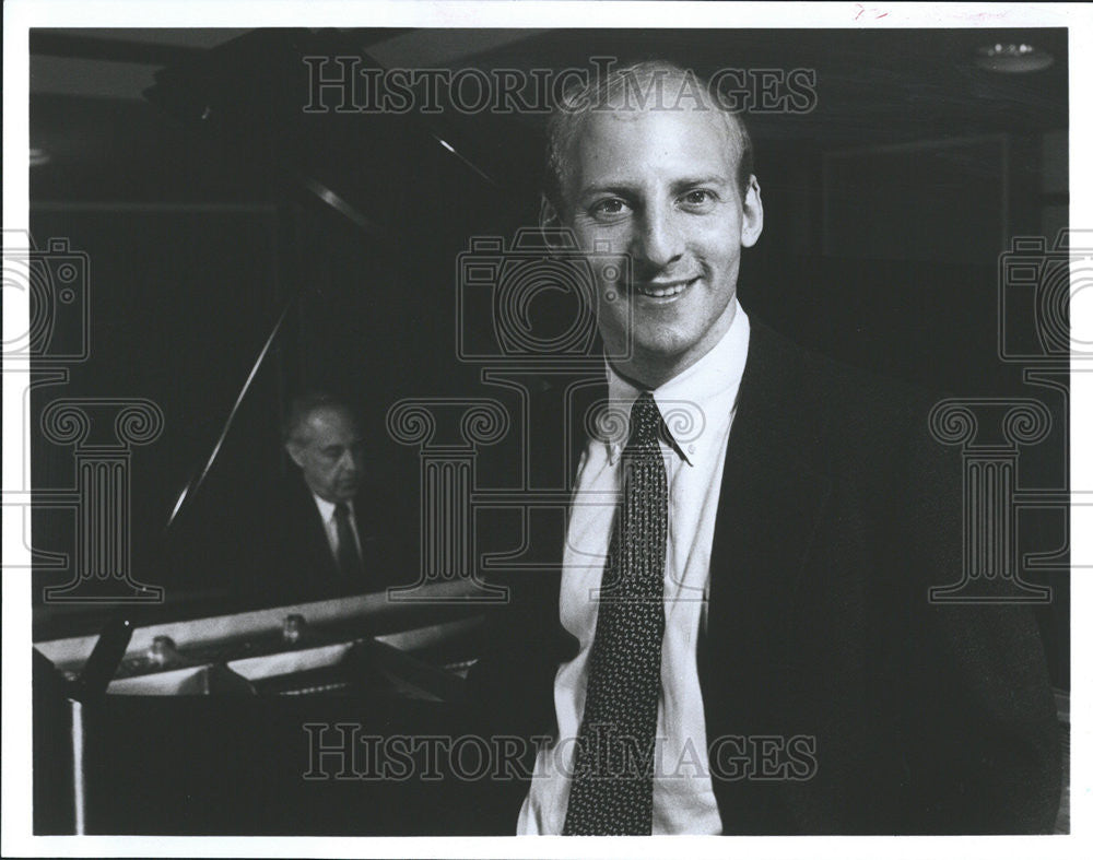 1993 Press Photo James Steven Ginsburg American Georgetown Chicago Ruth Jane - Historic Images