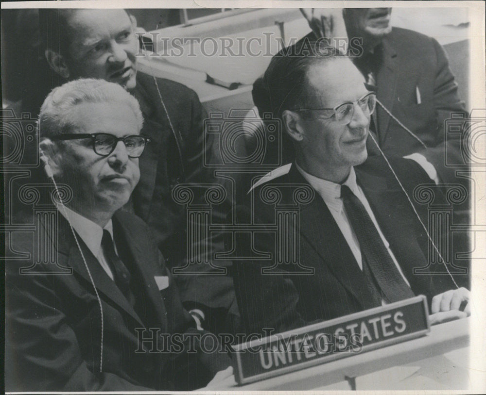 1985 Press Photo China Aurth Goldberg Charles Yost Led Opposition - Historic Images