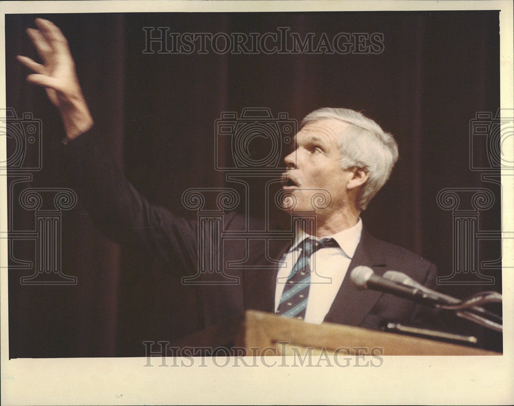 1992 Press Photo Ted Turner Speaks At World Affairs Conference - Historic Images