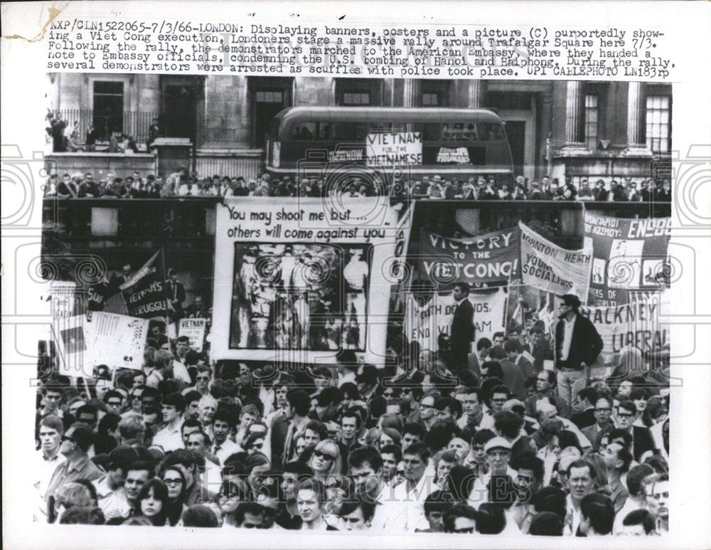 1966 Press Photo American Embassy  Viet Cong  Banners - Historic Images