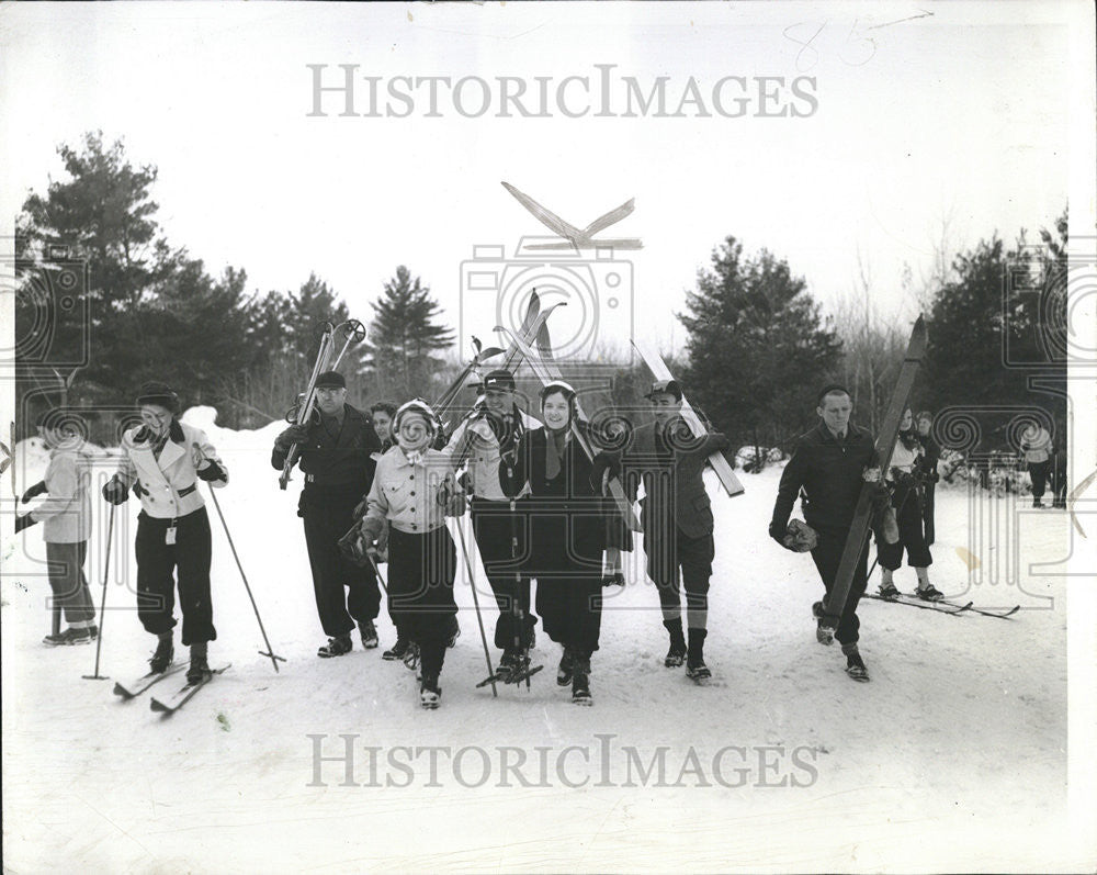 1940 Press Photo Snowy Ski Slope Iron Mountain - Historic Images