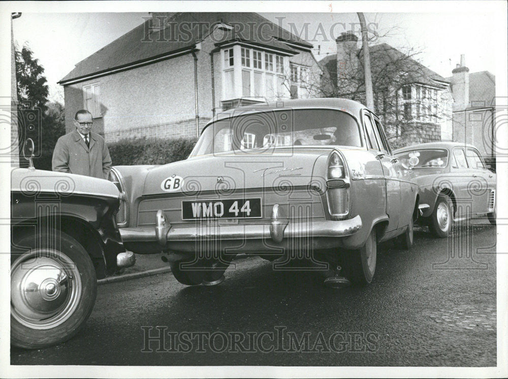 1965 Press Photo Sidler Parking Device Allows Sideways Parking/Invention/London - Historic Images