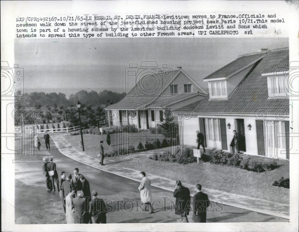 1965 Press Photo Le Mesnil St. Denis, France Housing - Historic Images