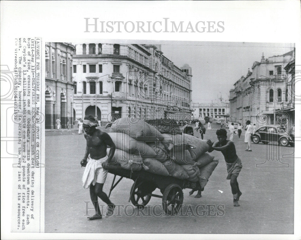 1972 Press Photo Rice Delivery Colombo Sri Lanka - Historic Images