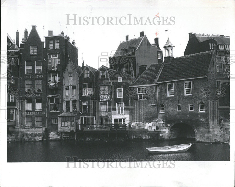 1970 Press Photo Sack Carriers House Delfshaven Rotterdam Netherlands - Historic Images