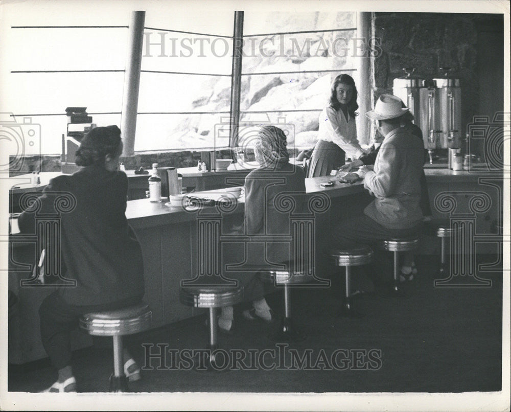 1972 Press Photo Mt Evans summit house person sit chair office room - Historic Images