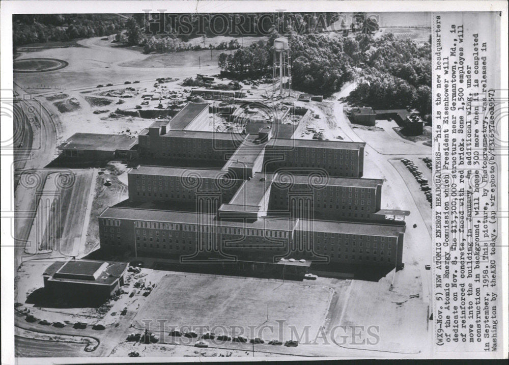 1957 Press Photo headquarters Atomic Energy Commission President Eisenhower - Historic Images