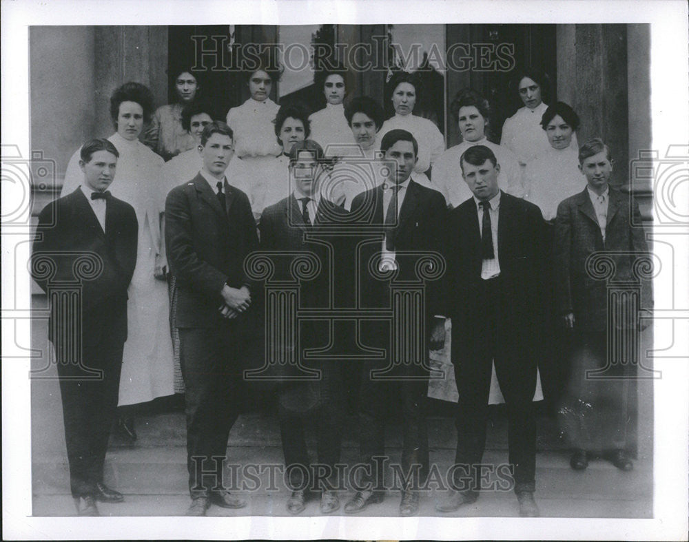 1952 Press Photo California&#39;s Future Earl Warren At Graduation In 1908 - Historic Images