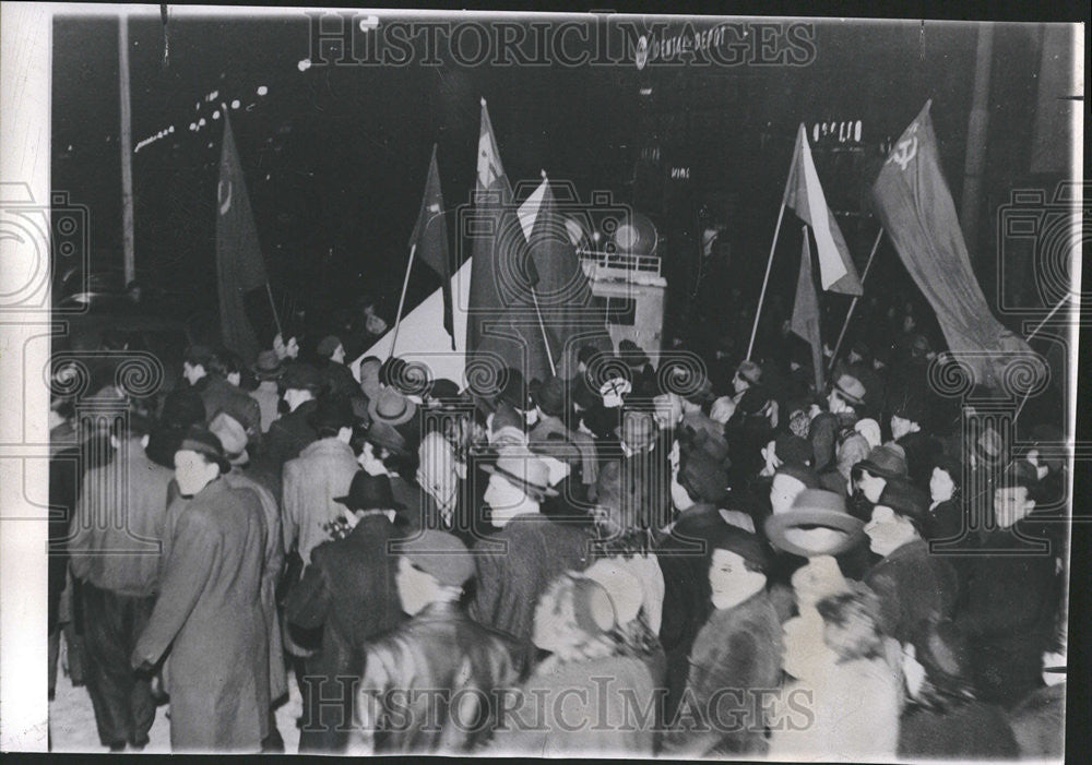 1948 Press Photo Czechoslovakia Russia demonstrate Prague Communists - Historic Images